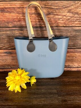 O bag made in Italy blue silicone tote bag!